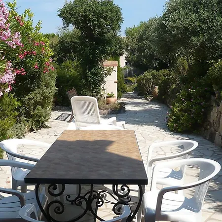 Holiday Home Les Bastides De Guerrevieille Ste Maxime アパート *